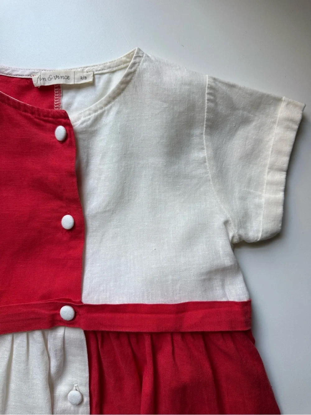 Fin & Vince Colorblock Retro Dress – Red and White